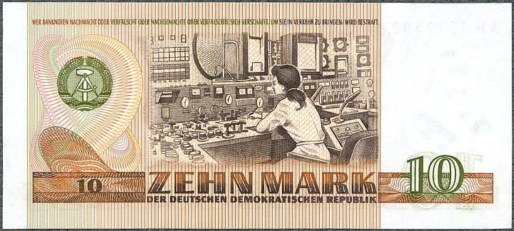 DDR10_71R.jpg