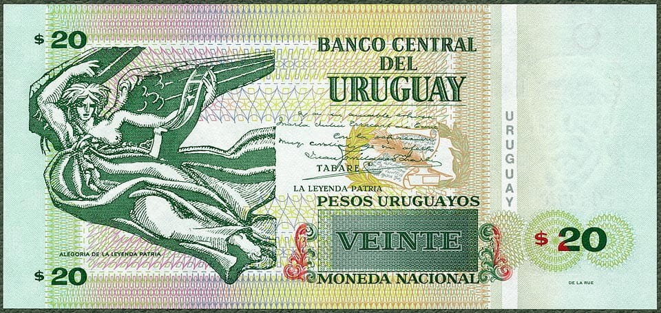 URU20_11R.jpg