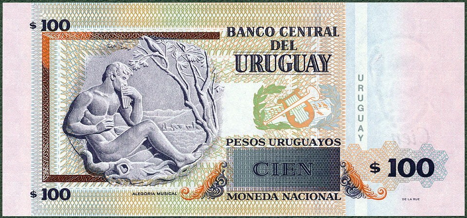 URU100_11R.jpg