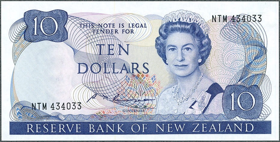 NZD10_85A.jpg