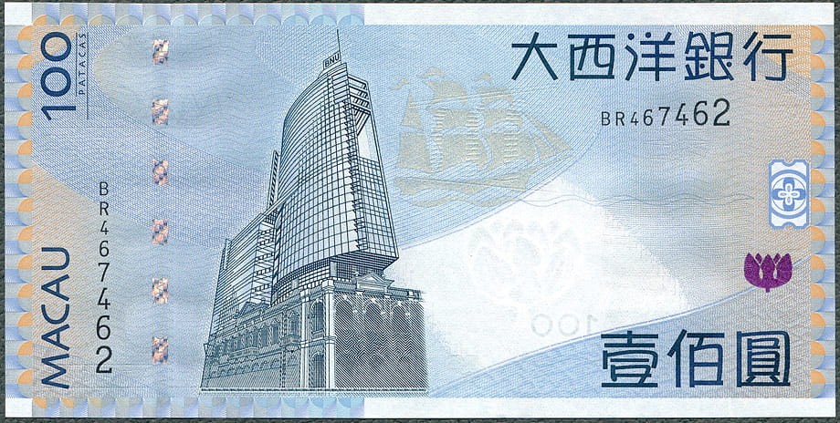 MCP100_13_BNU_R.jpg